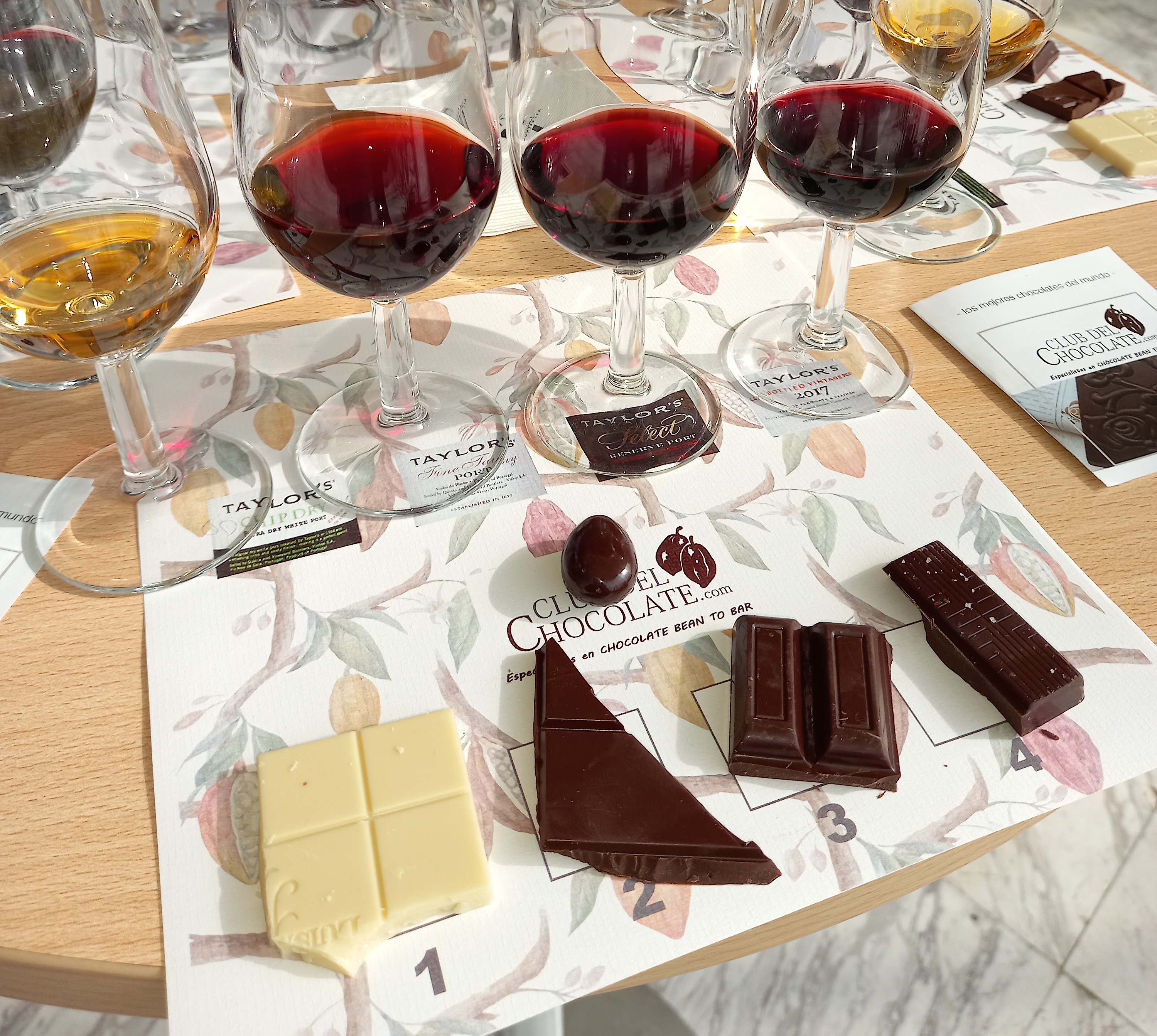 cata chocolates y oportos